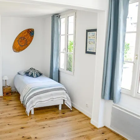 Holiday home La Maison Bleue Cabourg